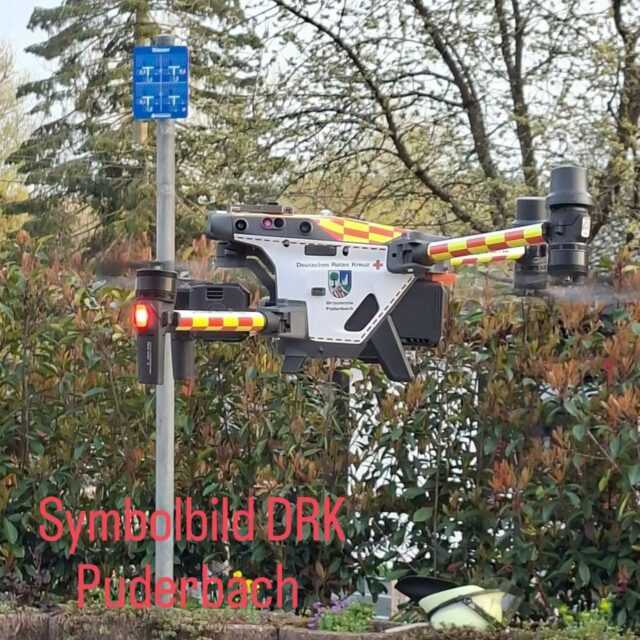 Einsatz Drohnenstaffel 03/2026

S1.05 Personensuche 

Gestern um 16:01 Uhr wurden wir zu einer Personensuche nach Steimel alarmiert. 

Der Einsatz konnte um 16:30 bereits wieder beendet werden da die vermisste Person wohlauf gefunden wurde.

Euer Team vom DRK Bereitschaft u. Drohnenstaffel Puderbach
