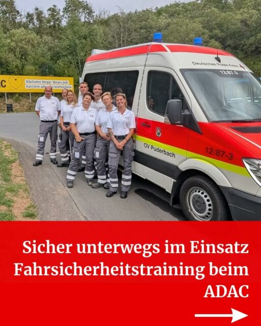🚑 Fahrsicherheitstraining beim ADAC 🚑

Heute nahm der DRK Ortsverein Puderbach mit insgesamt acht Mitgliedern unserer Bereitschaft und drei Einsatzfahrzeugen an einem Fahrsicherheitstraining des ADAC teil.

Von 7 bis 17 Uhr konnten wir unter realistischen Bedingungen erleben, wie unsere Fahrzeuge reagieren und wie sie auch in anspruchsvollen Situationen sicher beherrscht werden können.

Neben wertvollen Einblicken in die Fahrzeugtechnik standen verschiedene Fahrübungen, richtiges Bremsen und das sichere Reagieren in Gefahrensituationen auf dem Programm. Gerade bei Einsatzfahrten ist es besonders wichtig, das eigene Fahrzeug genau zu kennen.

Der Übungstag war nicht nur lehrreich, sondern hat auch jede Menge Spaß gemacht. Natürlich kam auch das leibliche Wohl nicht zu kurz.

Vielen Dank an den ADAC für diesen informativen und rundum gelungenen Tag!

#DRKPuderbach #Fahrsicherheitstraining  #Einsatzfahrzeuge #GemeinsamStark 
#WirFürEuch